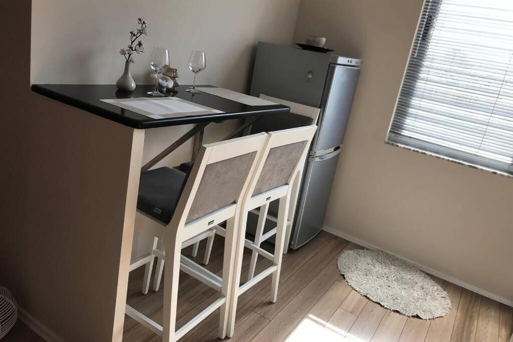 Sunlit House City Center Τίρανα Εξωτερικό φωτογραφία