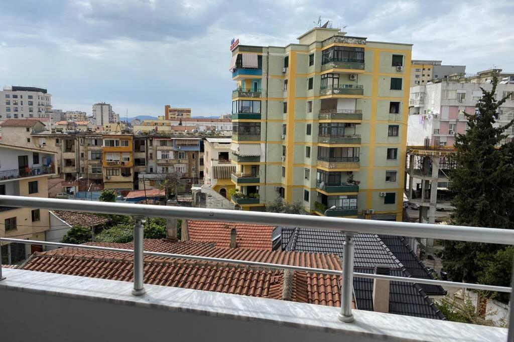 Sunlit House City Center Τίρανα Εξωτερικό φωτογραφία