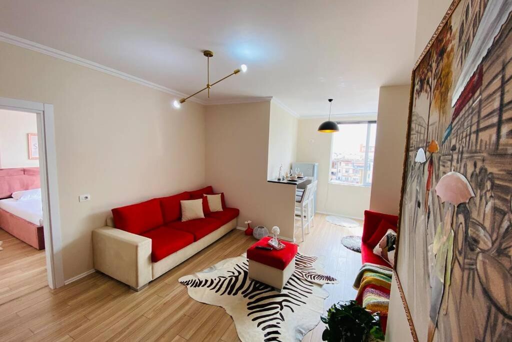 Sunlit House City Center Τίρανα Εξωτερικό φωτογραφία