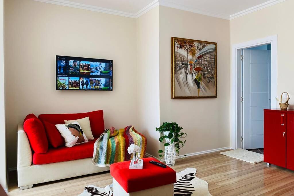 Sunlit House City Center Τίρανα Εξωτερικό φωτογραφία